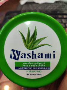 کرم مرطوب کننده وشامی آلوورا